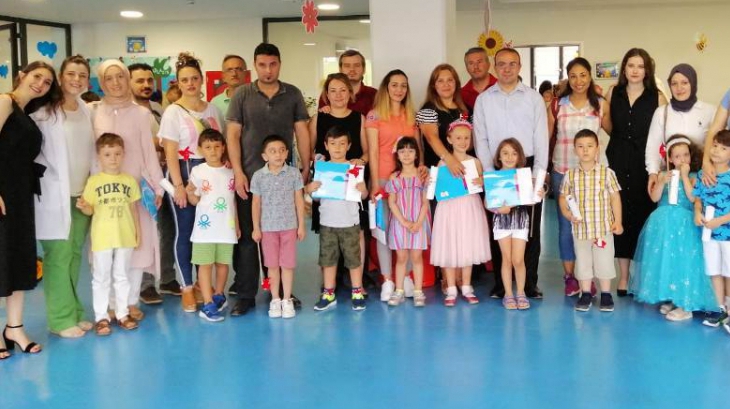 Okul Öncesi Öğrencilerinin Karne Heyecanı