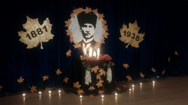 10 Kasım'da Atatürk Sevgi, Saygı ve Özlemle Anıldı