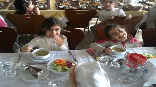 1. Sınıflar'ın Örnek Sınıf Yemeği