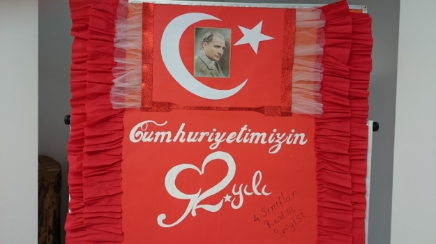 Beylikdüzü Okyanus Koleji 4. Sınıflar Cumhuriyet Bayramı  Resim Sergisi