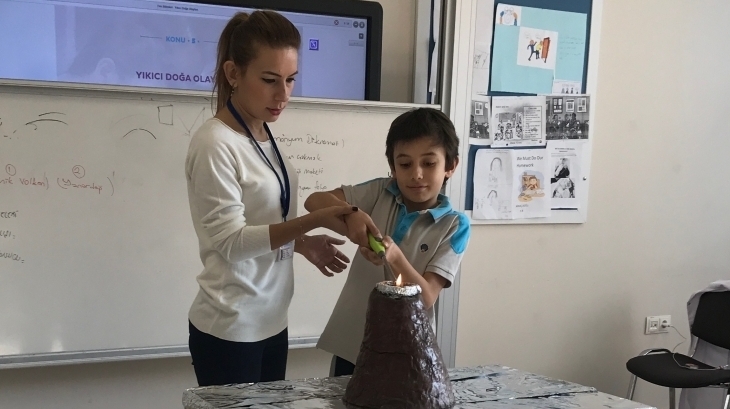 5. Sınıf Öğrencilerinin "Yıkıcı Doğa Olayları" Etkinliği