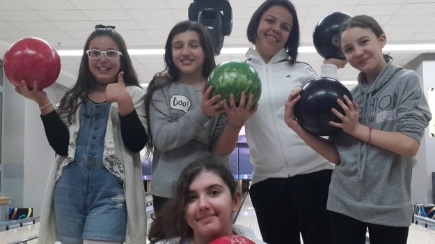 6/A Sınıfı Danışman Öğretmeni İle Birlikte Bowling Oynadı
