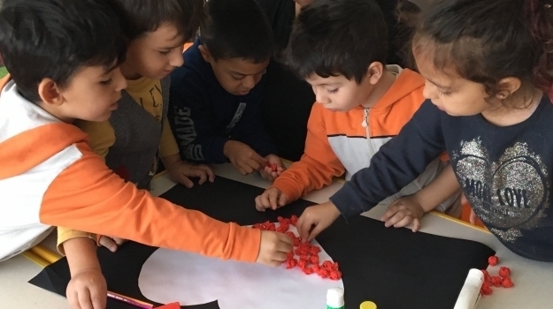 Adana Okyanus Koleji Deniz Yıldızı Grubu Sanat Etkinliğinde