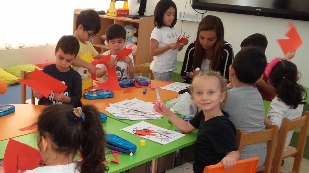 Adana Okyanus Koleji Yıldızlar Grubu Öğrencileri Ben Büyüyorum Etkinliğinde