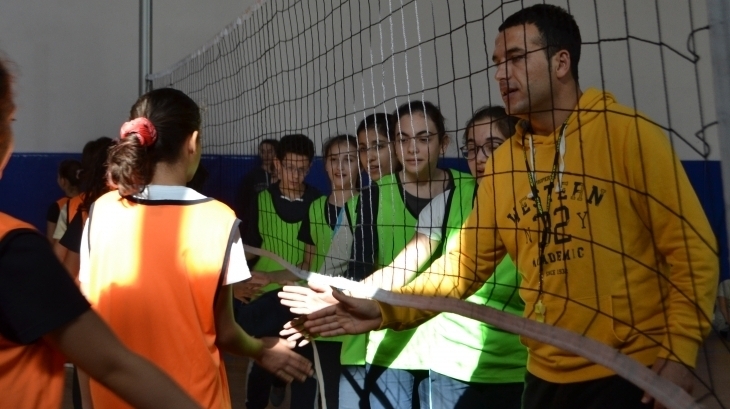 Ortaokullar Voleybol Turnuvası Sonuçları Belli Oldu