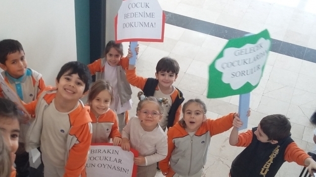 Avcılar Okyanus Koleji A Grubu Öğrencileri Çocuk Hakları Etkinliğinde