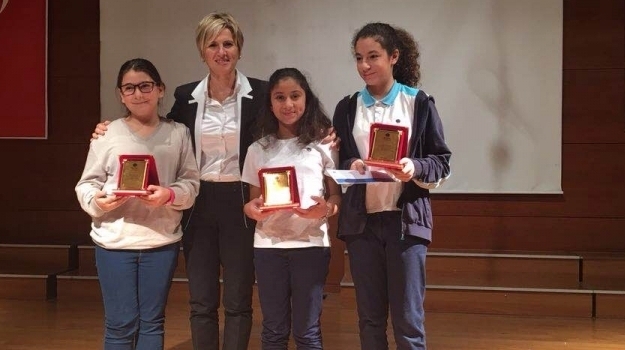Avcılar Okyanus Koleji’nde 29 Ekim Kompozisyon ve Şiir Yarışması Düzenlendi