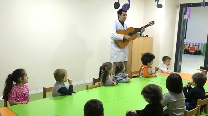 Avcılar Yağmurlar Grubu Öğrencileri Müzik Etkinliğinde