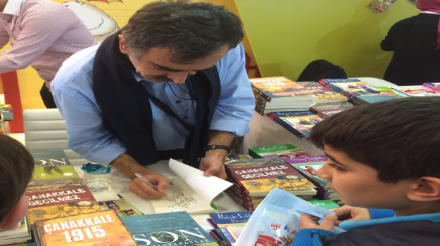 Bahçelievler Okyanus Koleji TÜYAP Kitap Fuarı'nda