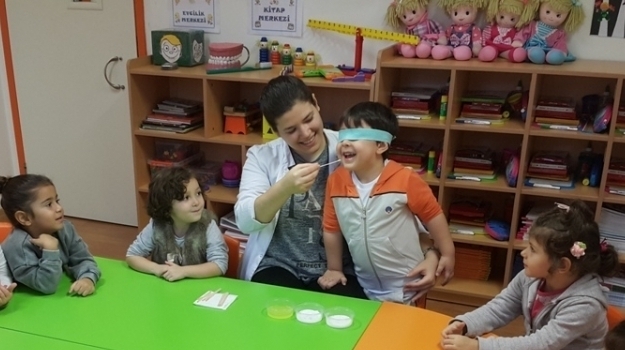 Bahçelievler Okyanus Okul Öncesi Yıldızları Grubu Fen Doğa Dersinde