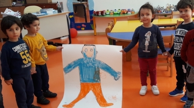 Bahçeşehir Çiçekler Grubu Sanat Etkinliğinde