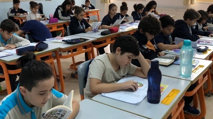 Bahçeşehir Okyanus Koleji Ortaokul Kademesi Kitap Okuma Etkinliği