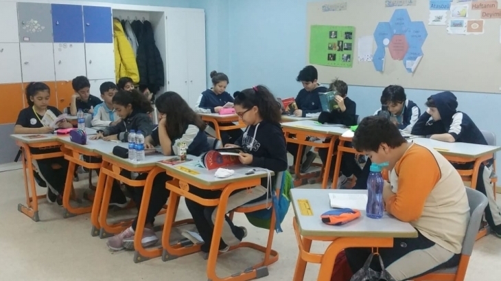 Bahçeşehir Okyanus Koleji Ortaokul Kademesi Kitap Okuma Etkinliği