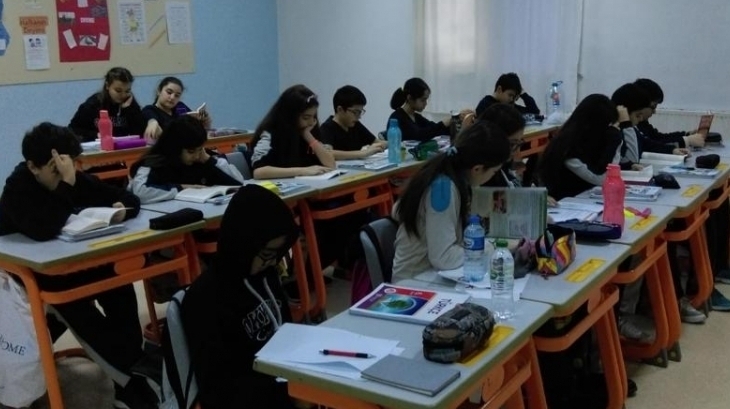 Bahçeşehir Okyanus Koleji Ortaokul Kademesi Kitap Okuma Etkinliği