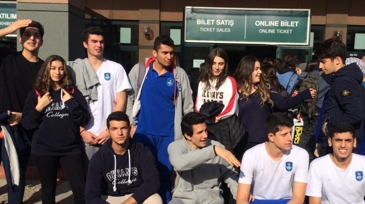 Bayrampaşa Okyanus Fen ve Anadolu Lisesi Öğrencileri Uluslararası Kitap Fuarı’nda Kitapların Dünyasına Yolculuğa Çıktı