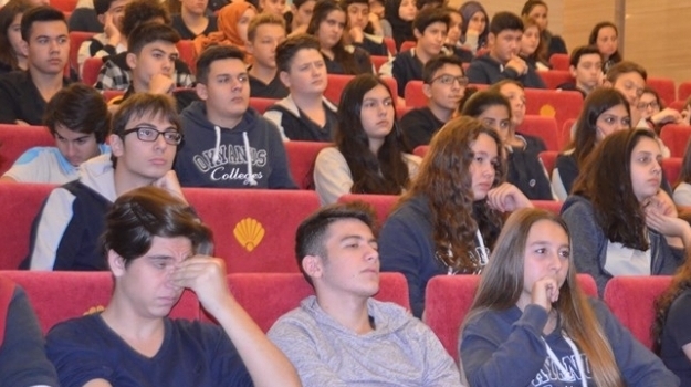 Beykent Okyanus Anadolu Lisesinde Meslek Tanıtımı ve YGS-LYS Semineri Verildi