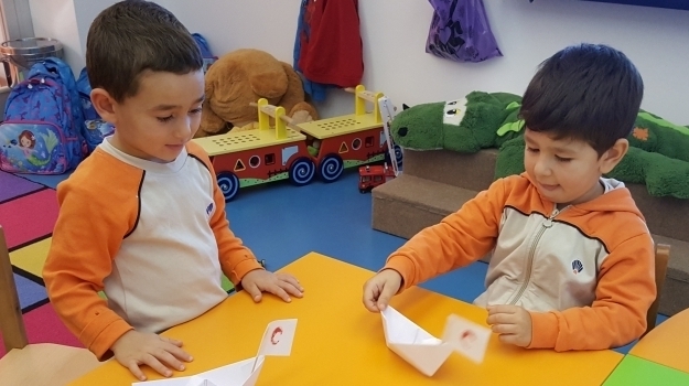 Beykent Okyanus Koleji Okul Öncesi Çiçekler Grubu Öğrencileri Kızılay Haftasını Kutluyor