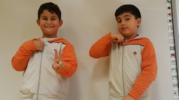 Beykent Okyanus Koleji Okul Öncesi Gökkuşağı Grubu Öğrencileri Fermuar Çekmeyi Öğreniyor