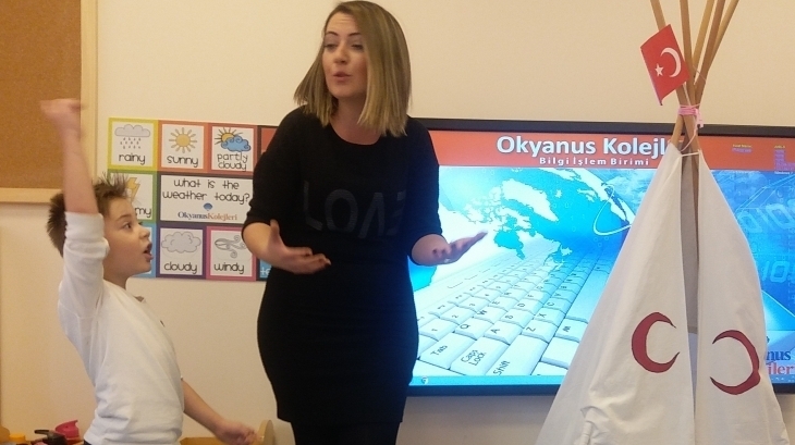 Bornova Okyanus Koleji Gökkuşağı Grubu Öğrencileri Aile Katılımı Etkinliğinde