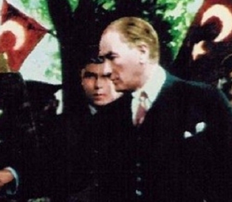 Bornova Okyanus Koleji Okul Öncesi grubu öğrencilerimiz Öğretmenler Günü'nü sevgi dolu bir coşkuyla kutladı