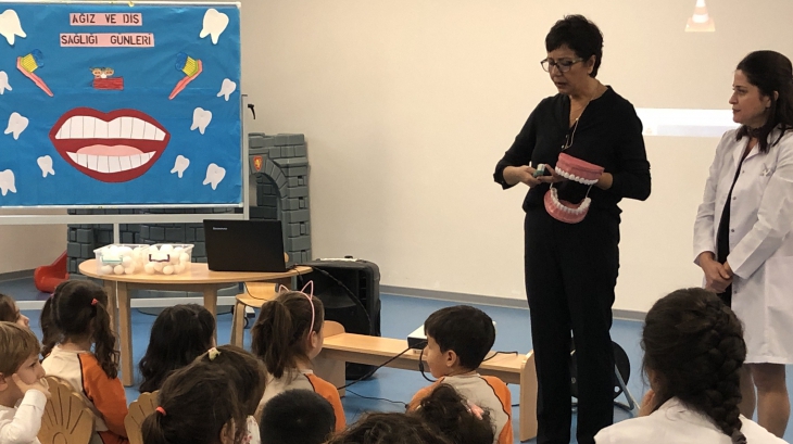 Bornova Okyanus Koleji Okul Öncesi Öğrencileri Aile Katılımı Etkinliğinde