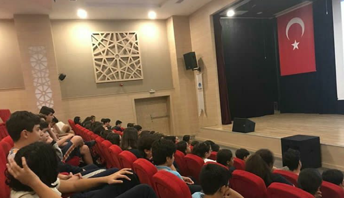 Bornova Okyanus Koleji Ortaokul Kademesi ''Verimli, Etkili Ders Çalışma ve Zaman Yönetimi” Semineri Gerçekleştirdi.