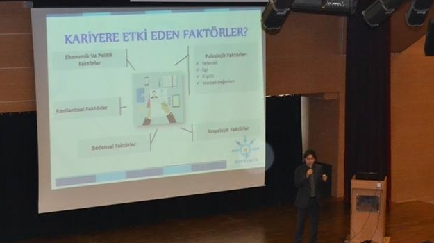 Halkalı Okyanus Anadolu Lisesi “Çocuğunuzun Kariyer Haritası” Semineri
