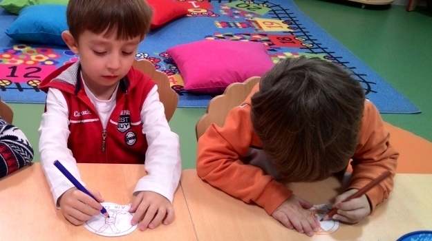 Eryaman Okyanus Koleji Okul Öncesi Bölümü Çiçekler Grubu Öğrencileri Fastrackids Dersindeler