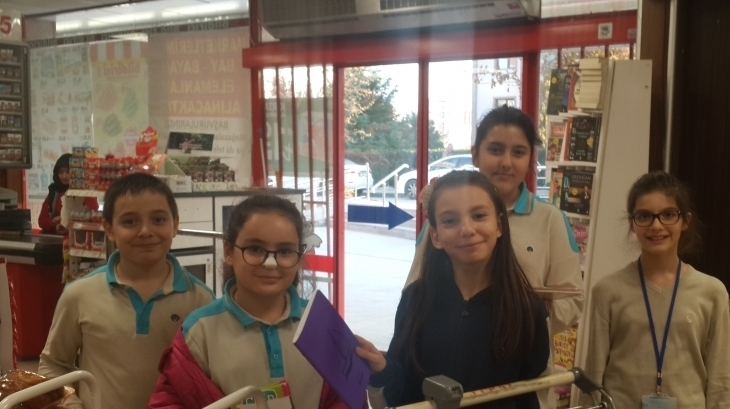 5. Sınıf Öğrencilerimiz Matematik Öğretmenleri Şükriye Al ile Market Alışverişinde