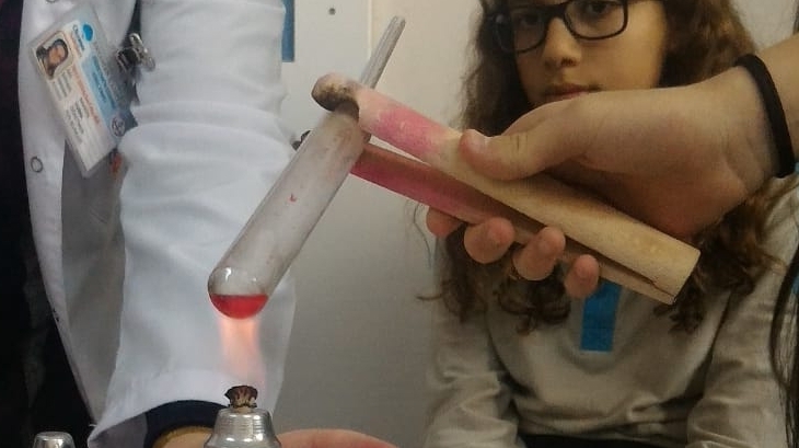 Eryaman Okyanus Koleji Ortaokul Kademesi 8. Sınıf Öğrencileri Basınç Deneyleri Yaptılar!