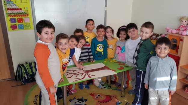 Fatih Okyanus Koleji Bulutları Grubu Resim Dersinde