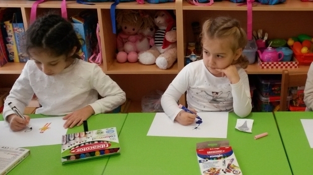 Fatih Okyanus Koleji Okul Öncesi Bulutlar Grubu İngilizce Dersinde