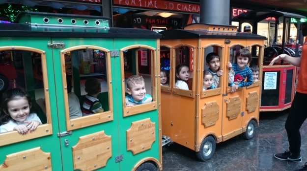 Güneşli Okyanus Okul Öncesi Öğrencileri Fun-Time’da Eğleniyor