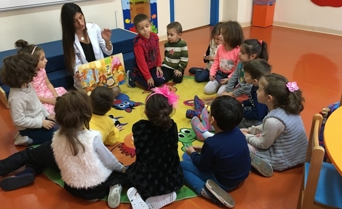 Güneşli Okyanus Koleji Okul Öncesi Balıklar Grubu Mevsimleri Öğreniyor