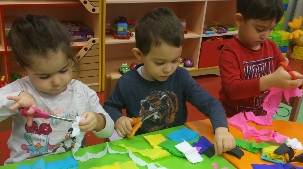 Halkalı Okul Öncesi Ağaçlar Grubu Öğrencileri Sanat Etkinliğinde