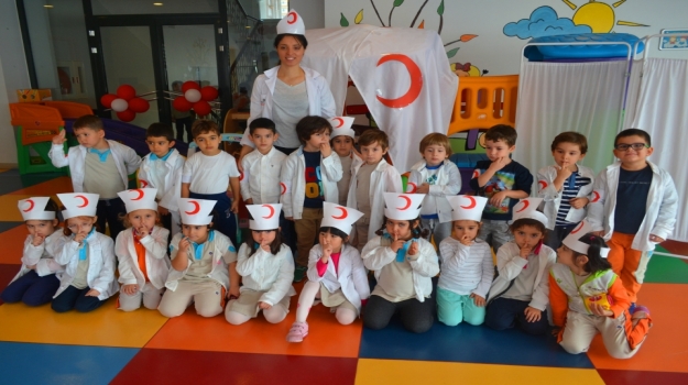 Halkalı Okyanus Koleji Okul Öncesi Öğrencilerinin Kızılay Haftası Kutlamaları