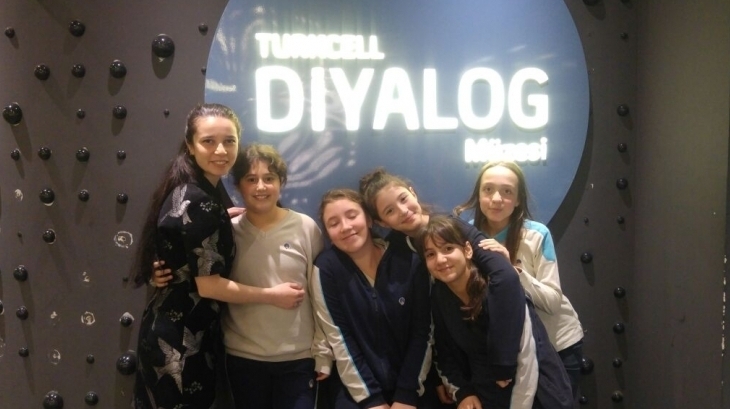 Öğrencilerimiz "Karanlıkta Diyalog" Gezisinde