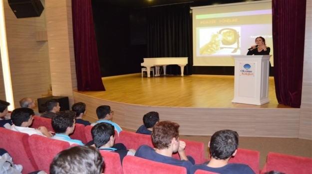 Beykent Okyanus Koleji'nden Öğrencilere 'Meslek Seçimi' Semineri