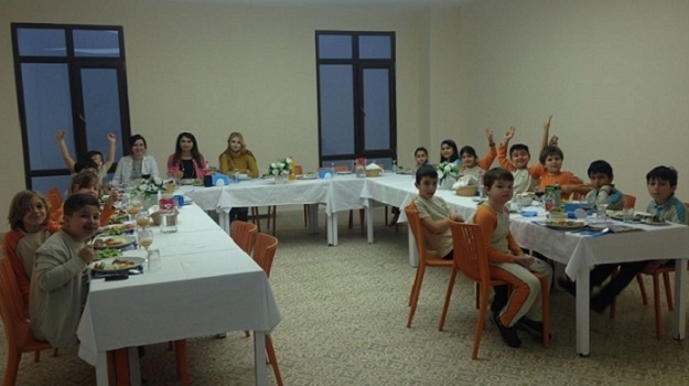 Kemerburgaz Okyanus Koleji 3/C Sınıfı Örnek Sınıf Yemeği