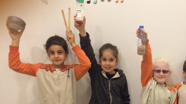 Kemerburgaz Okyanus Koleji İlkokulu 2.Sınıf Öğrencileri Ritim Çalışması Yapıyor