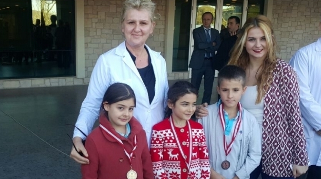 Kemerburgaz Okyanus Koleji İlkokulu Öğrencileri Madalyalarına Kavuştular