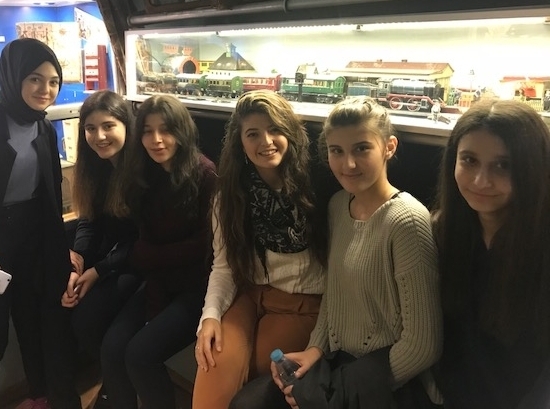Kemerburgaz Okyanus Koleji Oyuncak Müzesinde;