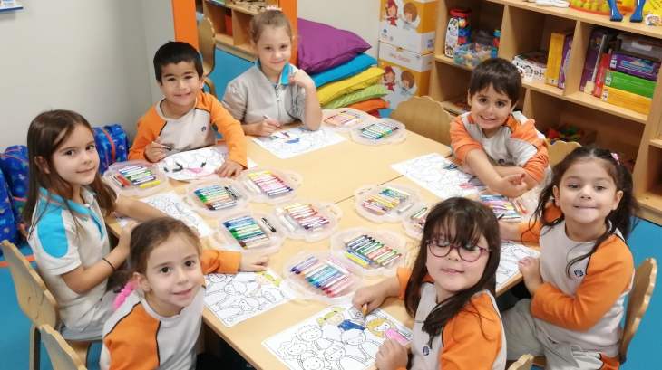 Mavişehir Okyanus Koleji Yıldızlar Grubu  Dünya Çocuk Hakları Gününü Kutladılar.