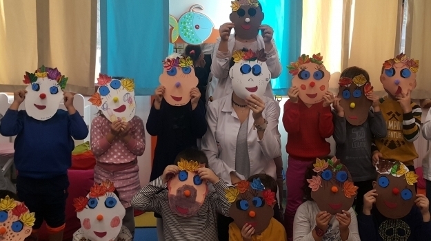 Mimaroba Okyanus Koleji Okul Öncesi Bölümü Yıldızlar Gurubu Sanat Etkinliğinde