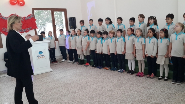 Mimarsinan Okyanus Koleji İlkokulu’nda Cumhuriyet Coşkusu