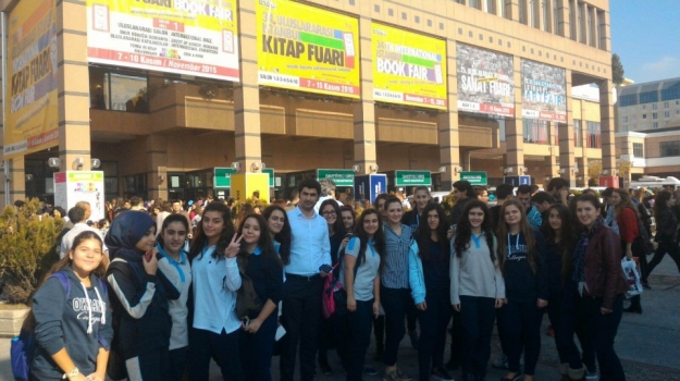 Mimaroba Okyanus Koleji Öğrencileri Tüyap Kitap Fuarı'nda