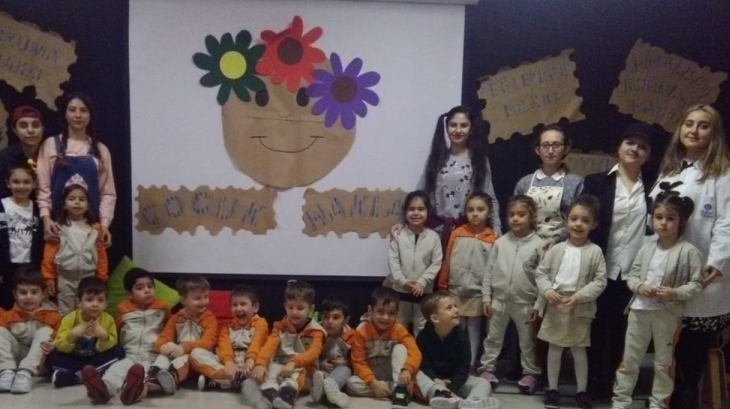 Mimarsinan Okyanus Koleji  Okul Öncesi “20 Kasım Dünya Çocuk Hakları” Konulu Tiyatroda.