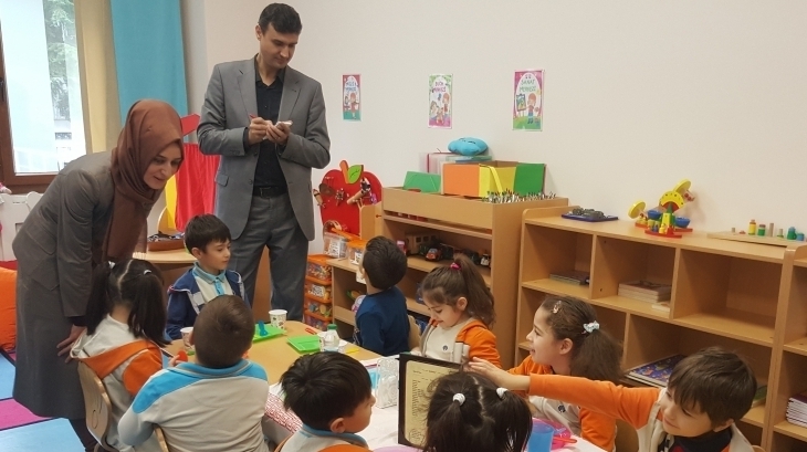 Mimarsinan Okyanus Koleji Okul Öncesi Gökkuşağı Grubu Aile Katılımı Etkinliğinde