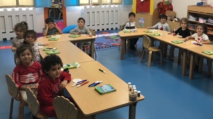Mimarsinan Okyanus Koleji Okul  Öncesi Mercanlar Grubu  Sanat Etkinliğinde