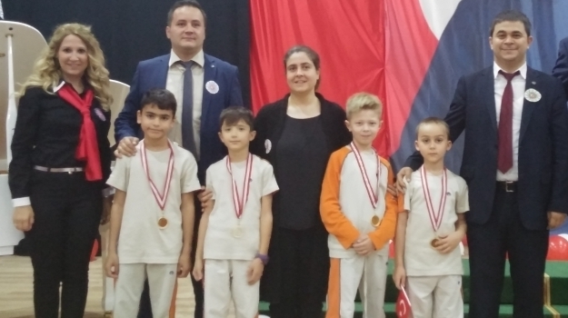 Nilüfer Okyanus Koleji’nde Ayın Müzisyeni Seçildi